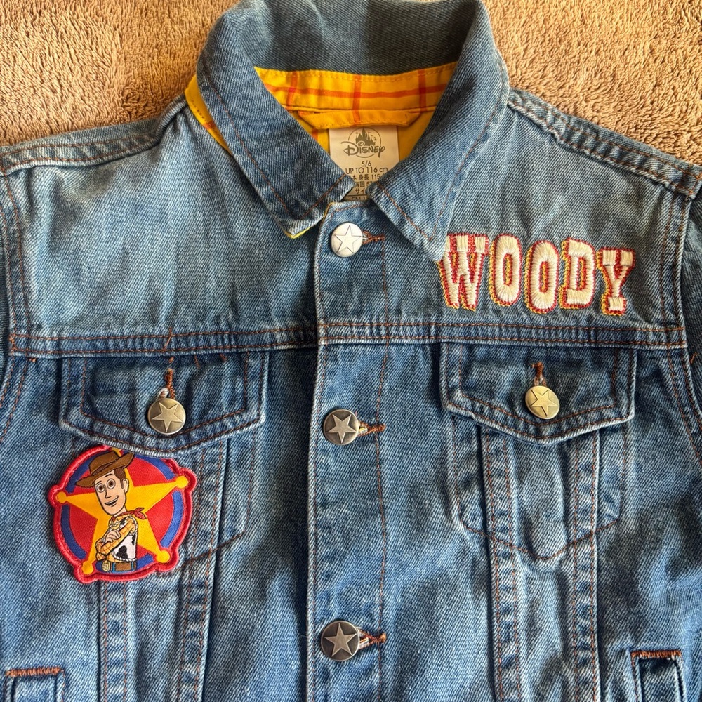 Disney Pixar Toy Story Woody denim jacket. size5-6 - Picture 6 of 12